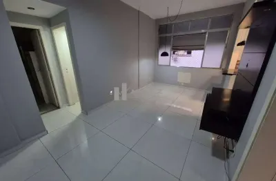 Apartamento a venda na rua dr. satamini - tijuca, com 1 quarto, dependência revertida para segundo quarto, cozinha planejada, próximo a praça afonso pena