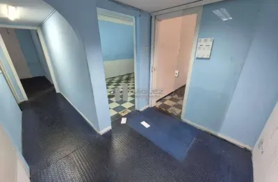 Sala comercial na rua conde de bonfim - tijuca! com 220m²,  7 salas, recepção, copa, 3 banheiros e próximo as estações de metrô saens pena e uruguai