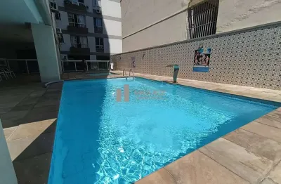 Aluga-se apartamento espaçoso e semimobiliado com varanda indevassável, 2 quartos (1 suite), dependência completa na rua barão de são borja. colado na rua dias da cruz perto de todo comércio da região