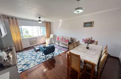 Apartamento a venda, sala em 2 ambientes, 3 quartos, 1 suíte, banheiro social, copa cozinha, dependência completa, 2 vagas de garagem na escritura, Rua Barão de Iguatemi.