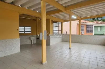 Rua Barão de mesquita, casa com energia solar, 3 quartas sendo 2 suítes, 1 vaga na garagem, terraço amplo, 198m²