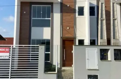 Sobrado 3 Dormitórios sendo 1 Suíte - Meia Praia - Navegantes