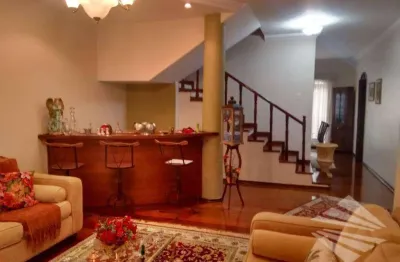 Sobrado à venda, 250 m² - granja daniel - taubaté/sp