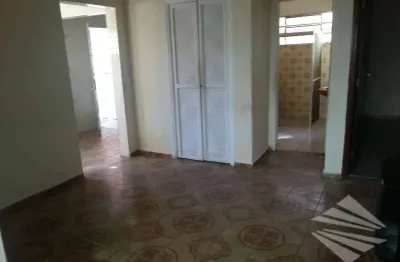Casa com 3 quartos à venda na Rua Corrêa Gomes, Vila Aparecida, Taubaté