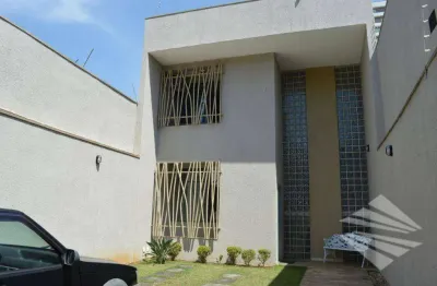 Prédio à venda na Rua Capitão Cirilo Lobato, Centro, Taubaté
