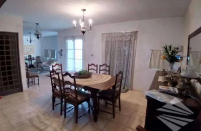 Sobrado com 4 dormitórios à venda, 550 m² - monte belo - taubaté/sp
