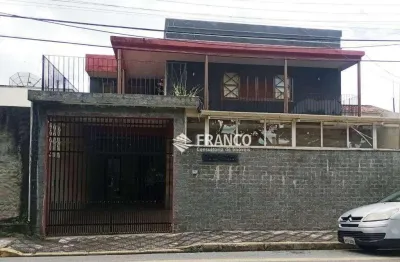 Sobrado com 3 dormitórios à venda, 253 m² - centro - taubaté/sp