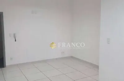 Sala comercial com 1 sala para alugar na Rua Coronel Marcondes de Mattos, Centro, Taubaté