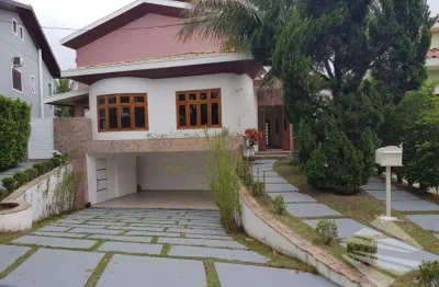 Casa em condomínio fechado com 3 quartos para alugar na avenida itália, esplanada independência, taubaté, 350 m2 por r$ 7.500