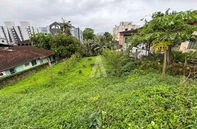 Terreno com area de 560 m² a venda no bairro Saguacu  valor R$ 580.000,00