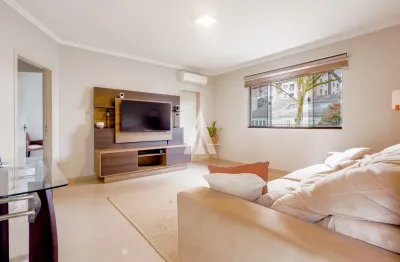 Casa térrea  averbada com 4 quartos  à venda no bairro Glória em Joinville - SC por R$ 1.200.000,00.