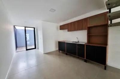 Sobrado geminado  com 2 suites a venda no bairro Costa e Silva R$ 470.000,0008 m² de area privativa  uma abertura frontal de 3,60 e terreno nos fundos livre e coberto.