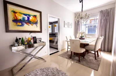 Lindissima Casa com  1 suíte e 3 quartos à venda no bairro Saguaçu em Joinville-SC por R$1.150.000,00.