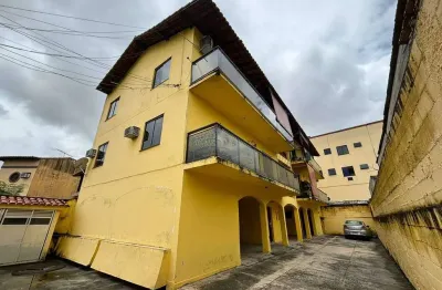 Apartamento com 2 quartos  bem localizado na rua da microlins - centro
