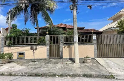 Casa com 3 quartos  (1 suite)  espaço e lazer na vila capri - araruama - rj