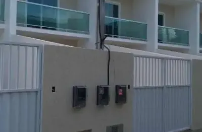 Casa a venda  duplex 2 quartos   araruama - centro - rj