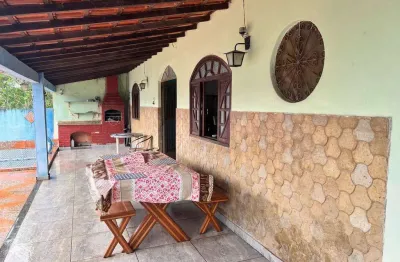 Casa com 3 quartos  (1 suite) - três vendas - araruama - rj