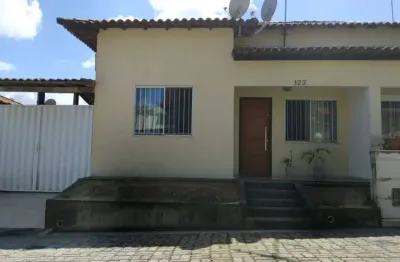 Casa plana 2 quartos (1 suite) - condominio parque dos coqueiros - rj