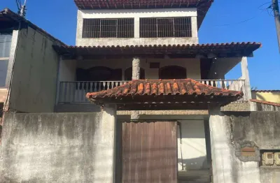 Casa à venda, com 4 quartos no parque das acácias - araruama/rj
