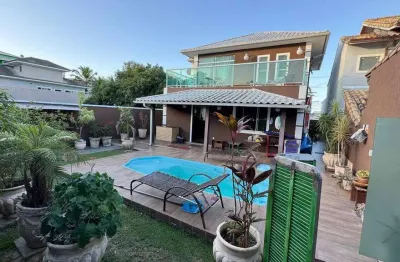Duplex à venda no condomínio dos pássaros em cabo frio/rj