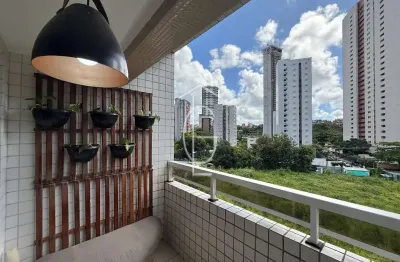 Flat mobiliado em localização privilegiada na 17 de agosto