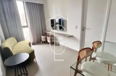 Lindo flat reformado e porteira fechada em localização privilegiada em casa forte