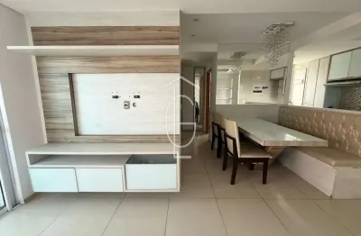 Lindo apartamento reformado e com móveis planejados