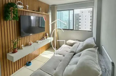 Lindo apartamento com móveis planejados em excelente localização na torre
