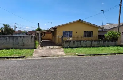 Casa à venda na Rua Peru, 204, Nações, Fazenda Rio Grande