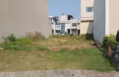 Terreno à venda na Rua Reinaldo Stocco, 546, Pinheirinho, Curitiba