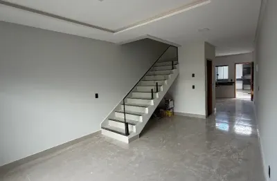 Lindo sobrado 2 suítes, zero de entrada, residencial vale do sol