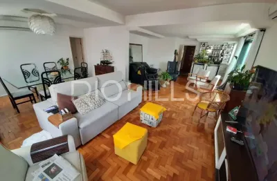 Apartamento de 4 quartos, com 140m², à venda na praia de icaraí, niterói/rj