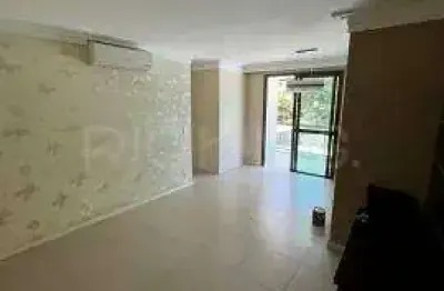 Apartamento de 2 quartos, com 80m², à venda em charitas, niterói/rj