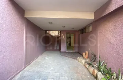 Casa duplex comercial de 12 quartos, com 375m², para locação em icaraí, niterói/rj