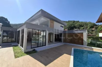 Casa em condomínio com 4 quartos e 250m², à venda em piratininga, niterói/rj