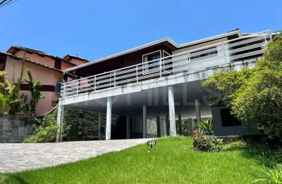 Casa em condomínio, com 3 quartos e 620m², à venda no sapê, niterói/rj