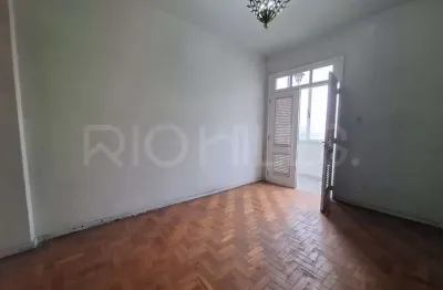 Apartamento de 3 quartos, com 100m², à venda no centro, niterói/rj