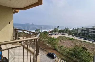 Apartamento cobertura duplex de 2 quartos à venda no ocean inn, com 120m², na praia de camboinhas, niterói/rj