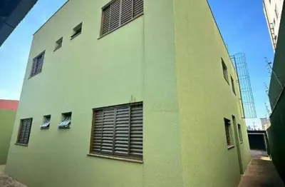 Kitnet de 1 quarto para alugar, 30 m² por R$ 1.120 - Vila Larsen 1 - Londrina/PR