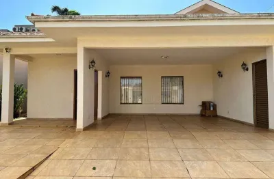 Casa com 4 dormitórios para alugar, 250 m² por r$ 6.300,00/mês - parque residencial alcântara - londrina/pr