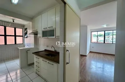 Apartamento com 3 dormitórios para alugar, 75 m² por R$ 1.750/mês - Cláudia - Londrina/PR