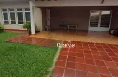 Vende Casa próximo  Clube AREL, 3dormitórios, 1suíte, 2 salas, cozinha, 2banheiros, 2 garagens - R$ 695.000,00 2 garagens