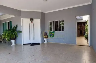 Casa com 3 dormitórios à venda, 172 m² por R$ 1.380.000,00 - Bandeirantes - Londrina/PR