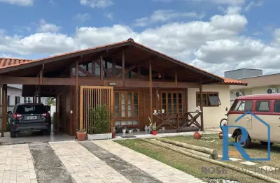 Venda - casa em condomínio - 180m²/490m² - 3 dorm- pindamonhangaba