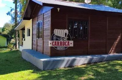 Chácara / sítio com 1 quarto para alugar na Rua Arthur Hasselmann, Fazenda Velha, Araucária por R$ 2.000