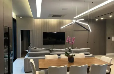Casa de alto padrão nos ingleses - florianópolis, a apenas 300m do mar!