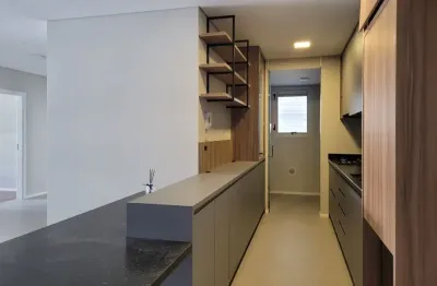 Apto 3 suites,2 vagas de garagem,condomínio  em excelente área no estreito