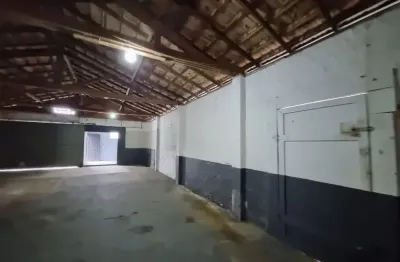 O galpão/depósito/armazém está localizado no bairro ponte do imaruim