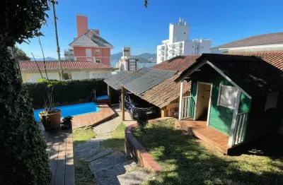 Casa com 4 quartos à venda na Servidão Nossa Senhora do Caravaggio, 00, Agronômica, Florianópolis