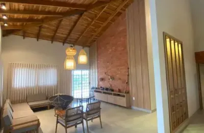 Casa a venda em chapada dos guimarães com vista e rodeada de mata nativa
